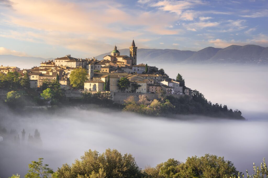 Assisi_ Italy-min